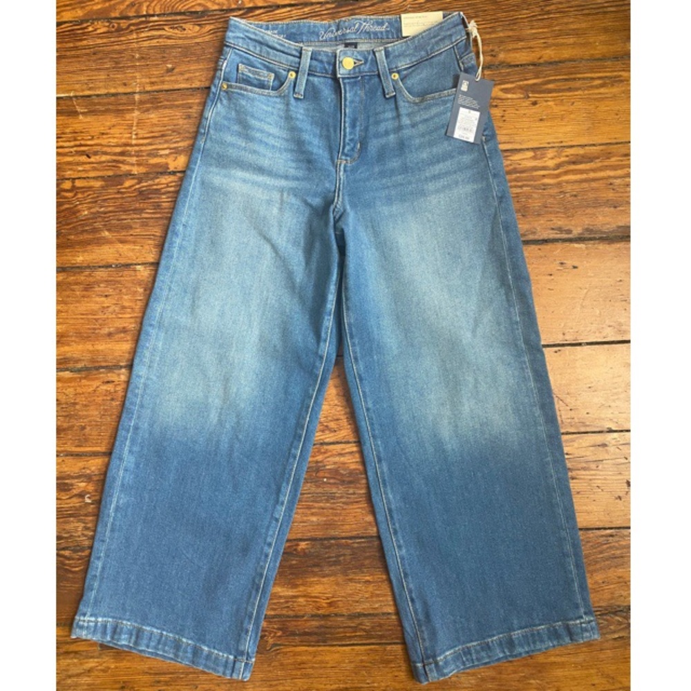 Universal Thread Wide Leg Jeans
